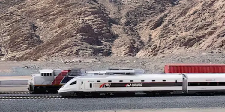 जल्द ही पटरी पर दौड़ेगी यूएई की पहली पैसेंजर ट्रेन
