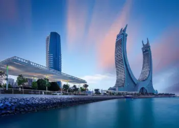 कतर में मजदूरों को हीट स्ट्रेस से बचाने के लिए हुआ कार्यशाला का आयोजन