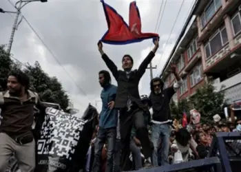 नेपाल में जारी विरोध प्रदर्शन के बीच हजारों भारतीय बुरी तरह फंसे, बिहार में बढ़ी सुरक्षा