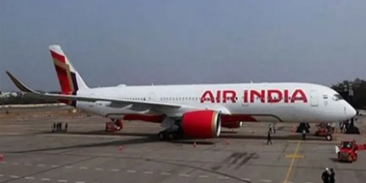 Nepal Protest: भारत से काठमांडू आने-जाने वाली सभी उड़ानें हुई रद्द, एयरपोर्ट पर फंसे कई यात्री