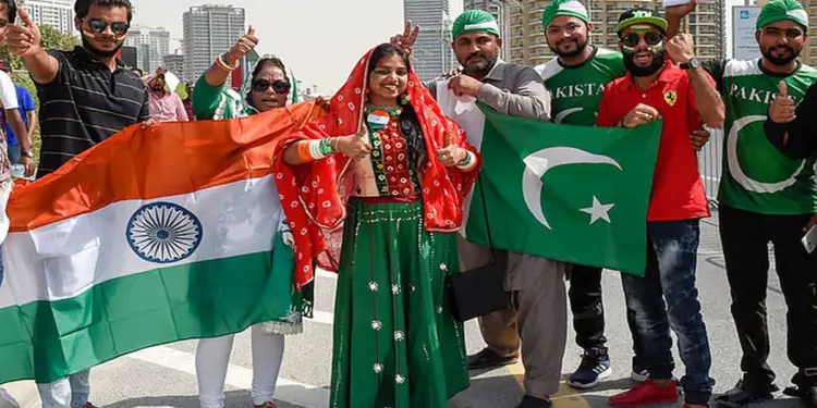 भारत-पाकिस्तान क्रिकेट का दूसरा घर बना यूएई, दुबई और शारजहां तक मनाया जा रहा है क्रिकेट का त्योहार