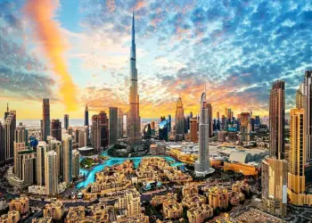 55 उम्र से अधिक के प्रवासी दुबई में कैसे पा सकते हैं रिटायरमेंट वीजा, स्टेप-बाय-स्टेप जानकारी