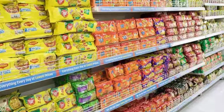 आधी  रात से लागू हुआ GST 2.0 : जानिए FMCG से लेकर घरेलू सामान की नई कीमत