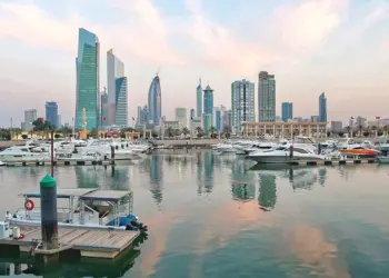 कुवैत सरकार ने 120 फ्रीलांस व्यवसायों को सिर्फ कुवैती नागरिकों तक किया सीमित