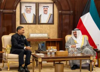 भारत के कुवैत राजदूत ने कुवैत के प्रधानमंत्री खेश अहमद से विदाई मुलाकात की