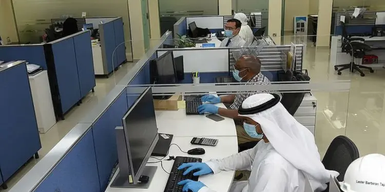 यूएई की प्राइवेट कंपनियां कर्मचारियों के लिए मातृत्व और पितृत्व अवकाश में की बढ़ोतरी