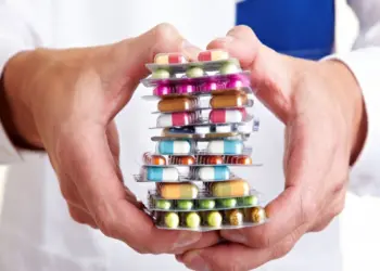 अमेरिकी राष्ट्रपति डोनाल्ड ट्रंप ने ब्रांडेड और पेटेंटेड दवाओं पर 100% लगाया टैरिफ, भारत के फार्मास्युटिकल निर्यात पर  पड़ेगा असर