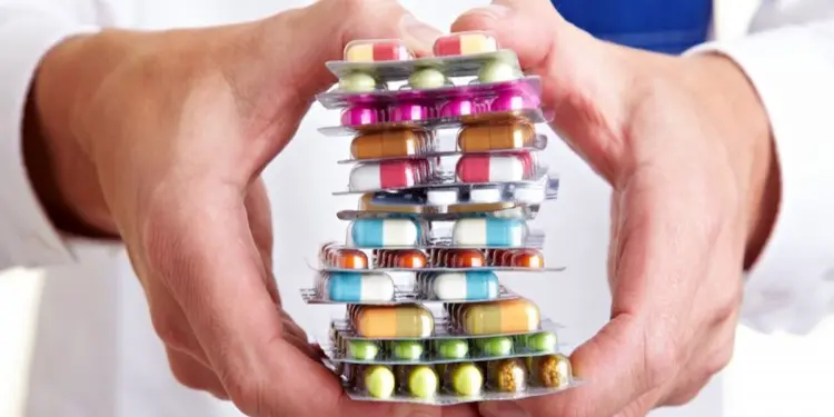 अमेरिकी राष्ट्रपति डोनाल्ड ट्रंप ने ब्रांडेड और पेटेंटेड दवाओं पर 100% लगाया टैरिफ, भारत के फार्मास्युटिकल निर्यात पर  पड़ेगा असर