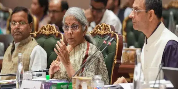 GST Council 2025: सस्ती हो सकती हैं रोजर्मरा में इस्तेमाल की जाने वाली वस्तुएं, दूध-रोटी हो सकती है टैक्स फ्री