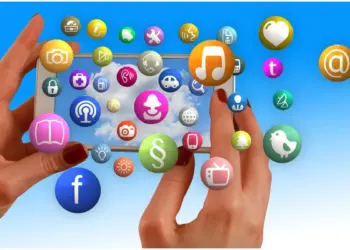 पड़ोसी मुल्क नेपाल ने बड़ा कदम उठाते हुए फेसबुक, एक्स और यूट्यूब पर लगाया बैन