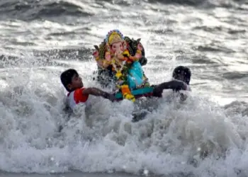 गणपति विसर्जन में मुंबई में जा सकती है 1 करोड़ से ज्यादा लोग की जान, 26/11 से भी बड़े हमले की धमकी, 14 पाकिस्तान आतंकवादी शहर में दाखिल