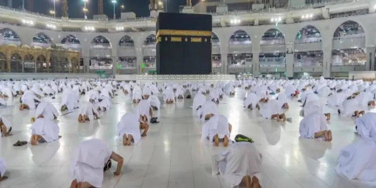 अब किसी भी वीजा पर कर सकते हैं उमराह, यहां मिलेगी पूरी जानकारी