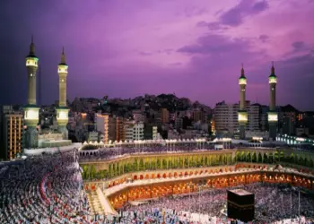 उमरा की यात्रा को और भी अधिक आसान बनाने के लिए हुए कई अहम बदलाव, यात्रा करने से पहले मेनिनजाइटिस का टीका लगवाना हुआ अनिवार्य