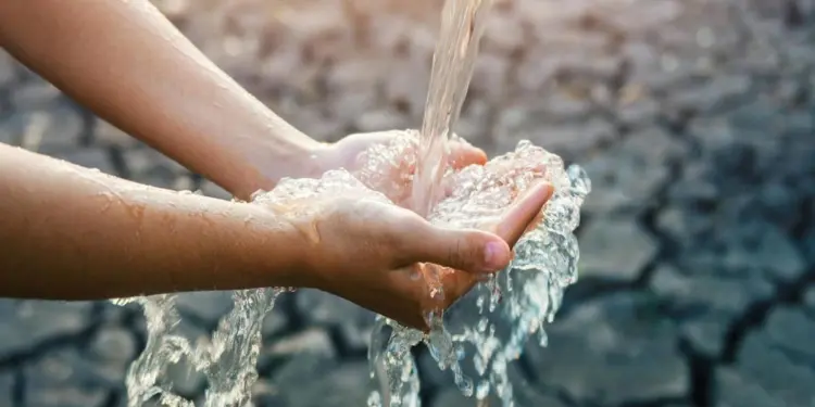 इजरायली हमले से कुवैत, कतर और यूएई के पानी में पाया गया जहर