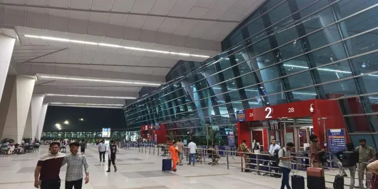 आज से यूएई से दिल्ली आने वाले यात्रियों के नियम में हुआ बदलाव, अब यात्रियों को करना होगा ये काम