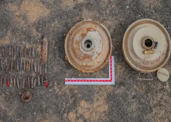 सऊदी अरब की प्रोजेक्ट मसाम टीम ने यमन से 815 विस्फोटक उपकरणों को किया निष्क्रिय